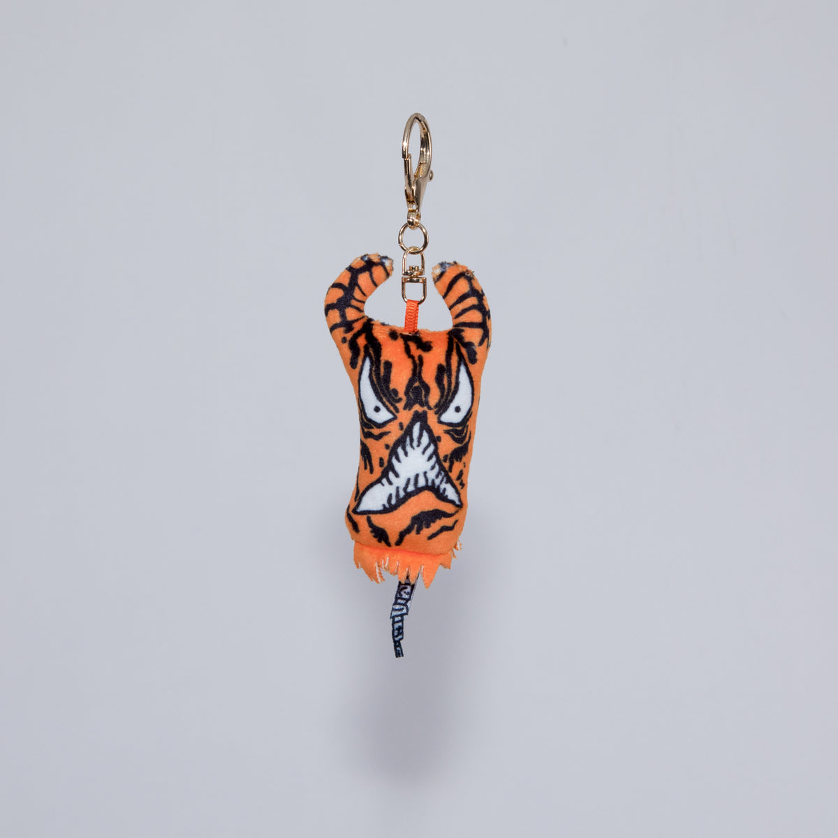 NECK_PLUSHIE_KEYCHAIN_1200x120
